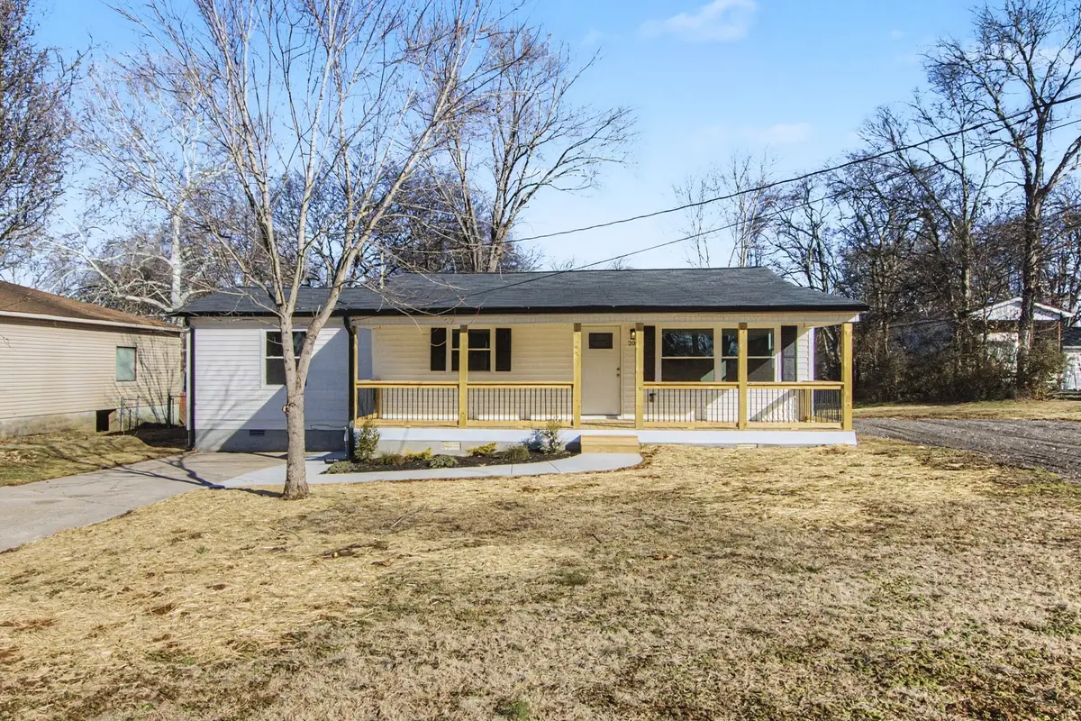 206 Moreland Ave, Shelbyville, TN 37160 - #1