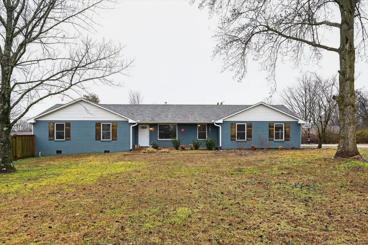 5033 Saundersville Rd, Old Hickory, TN 37138 - #1