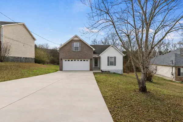 107 Glochester Ct, La Vergne, TN 37086