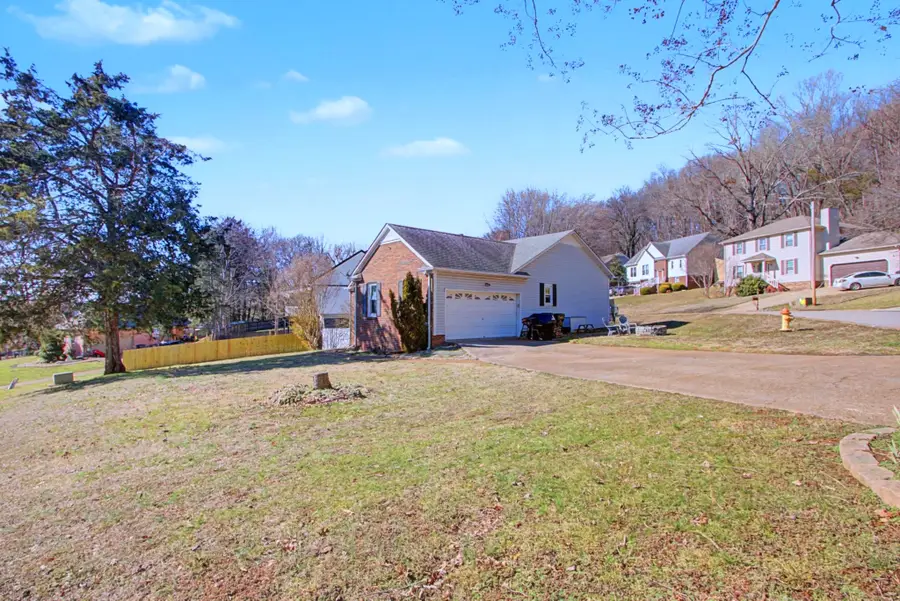 111 Rainier Dr, Columbia, TN 38401 - #2