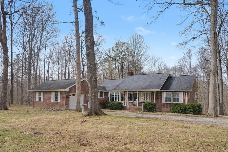 3718 Oak Grove Rd, Red Boiling Springs, TN 37150 - #2