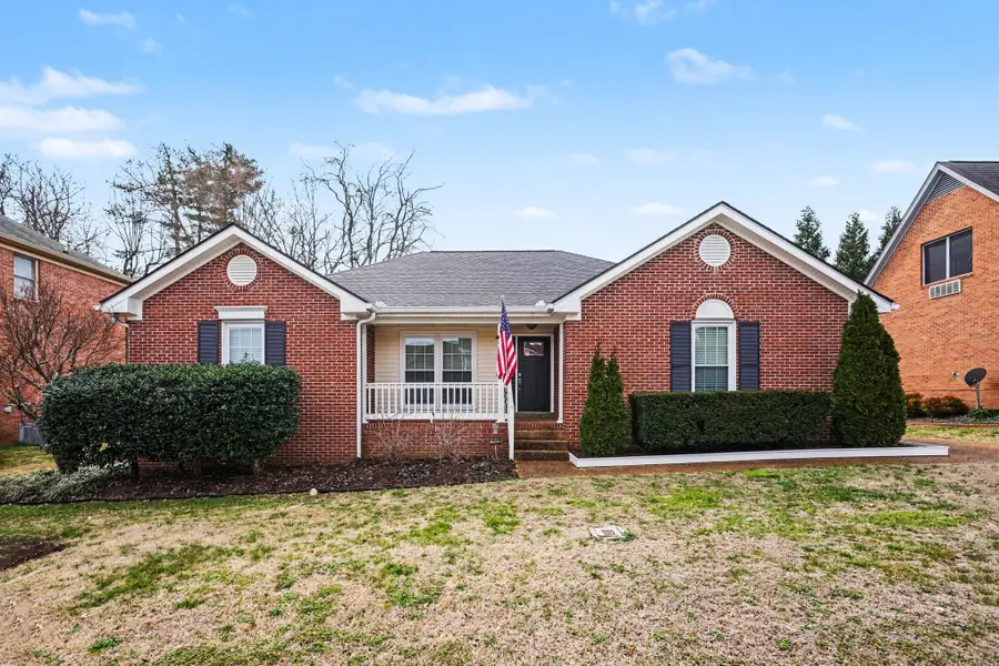 6141 S Riverbend Dr, Nashville, TN 37221 - #2