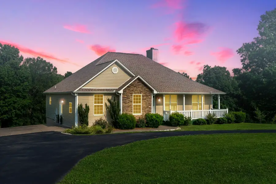 3337 Tarsus Rd, Palmyra, TN 37142 - #2