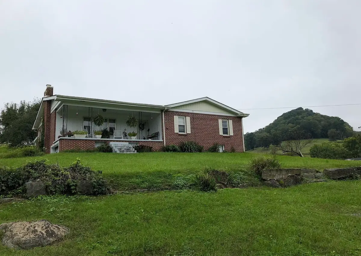 11 Stonewall Hwy, Carthage, TN 37030 - #1