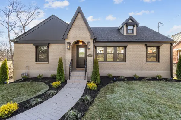 3907 Ivy Dr, Nashville, TN 37216