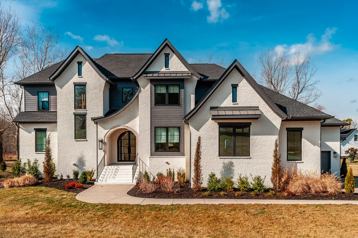 1305 Twin Springs Dr, Brentwood, TN 37027 - #1