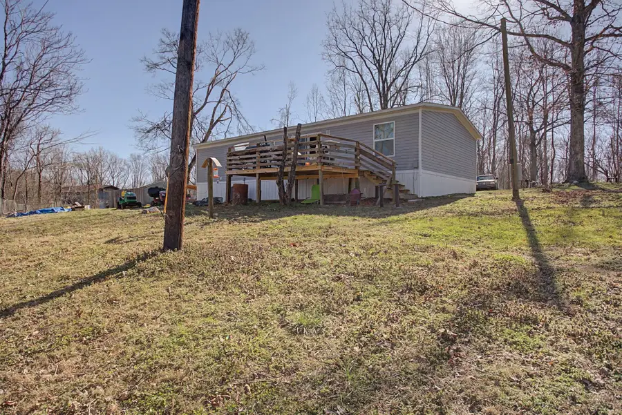5076 Southpoint Ridge Road, Hampshire, TN 38461 - #2