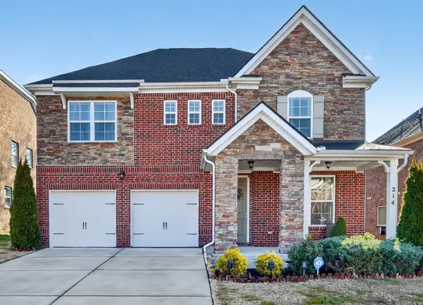 214 Campbell Cir, Mount Juliet, TN 37122
