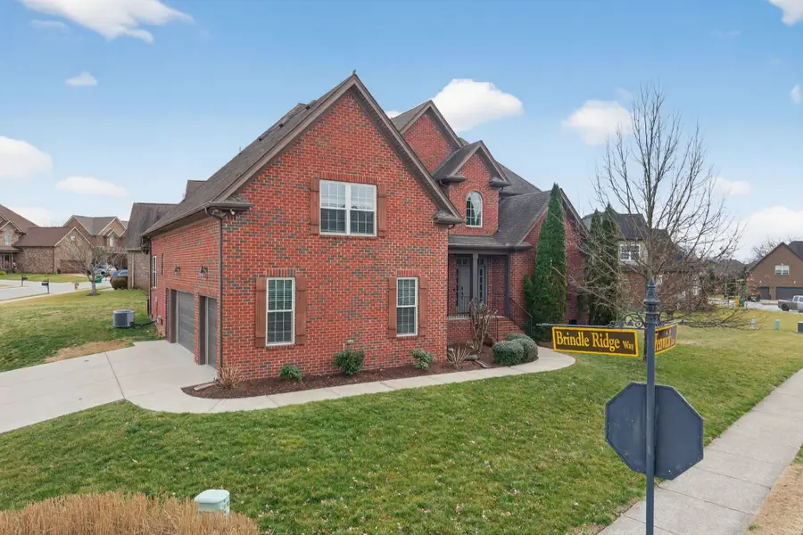 8055 Fenwick Ln, Spring Hill, TN 37174 - #2