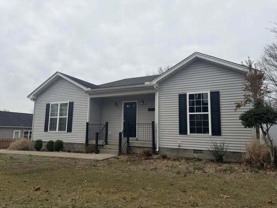 255 Walnut St, Greenbrier, TN 37073 - #2