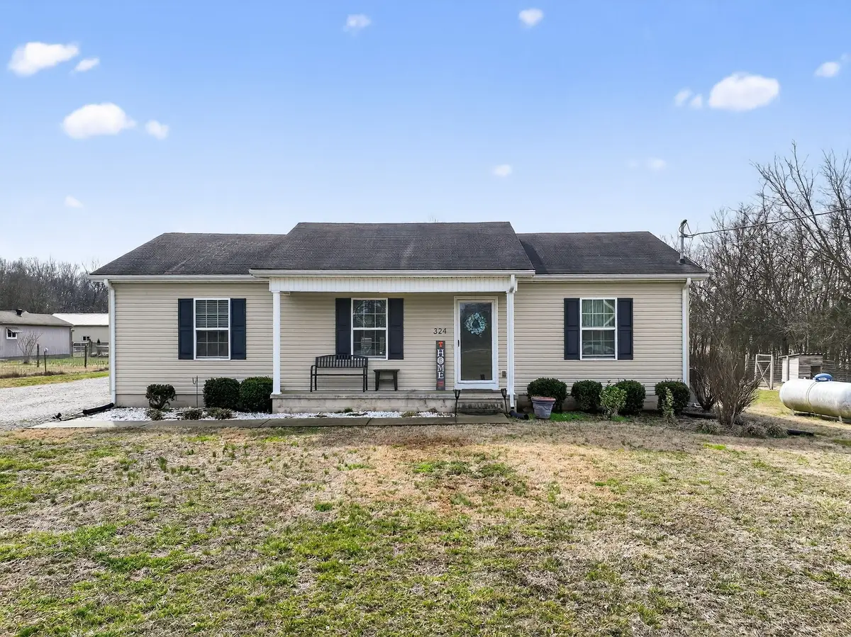324 Deer Point Rd, Unionville, TN 37180 - #1
