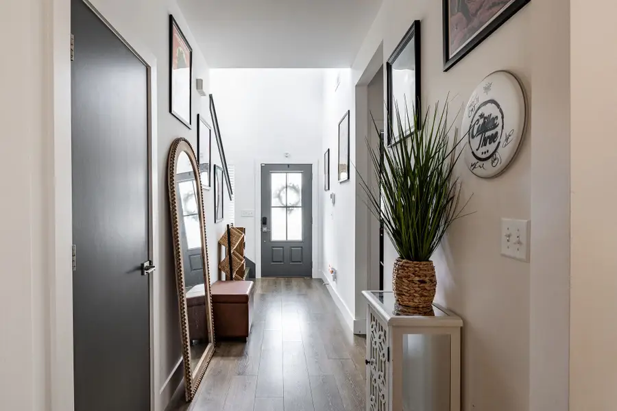 112 Claiborne St, Nashville, TN 37210 - #3