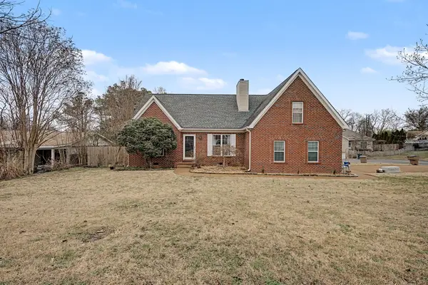 21 Anton Ct, Nashville, TN 37211