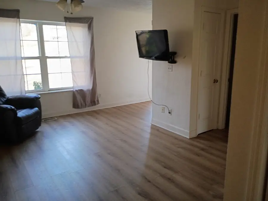 2408 Brittany Dr, Nashville, TN 37206 - #3