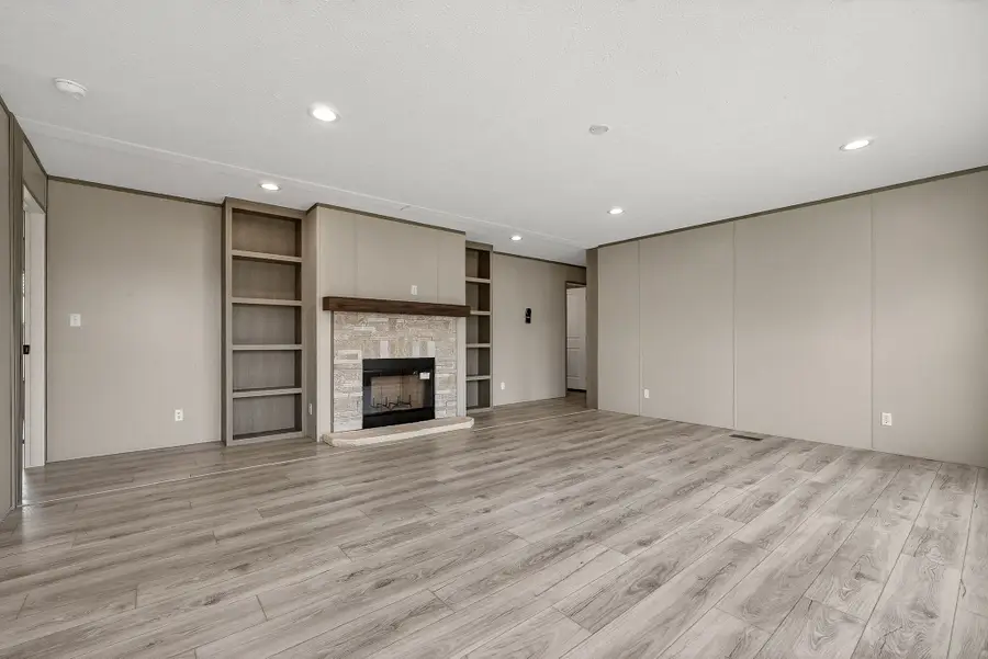 986 Dry Creek Rd, Smithville, TN 37166 - #2