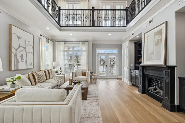 1526 Dewsbury Dr, Murfreesboro, TN 37128