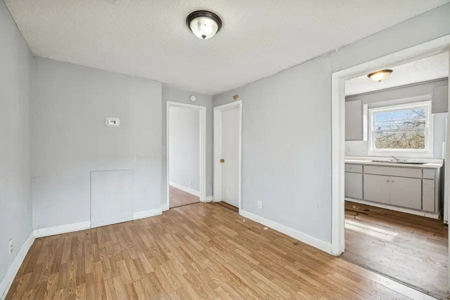 1224 Vine St, Clarksville, TN 37040 - #3