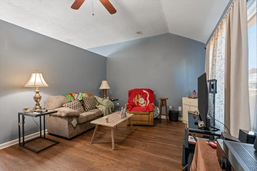 585 Cedar Bend Ln, La Vergne, TN 37086 - #2