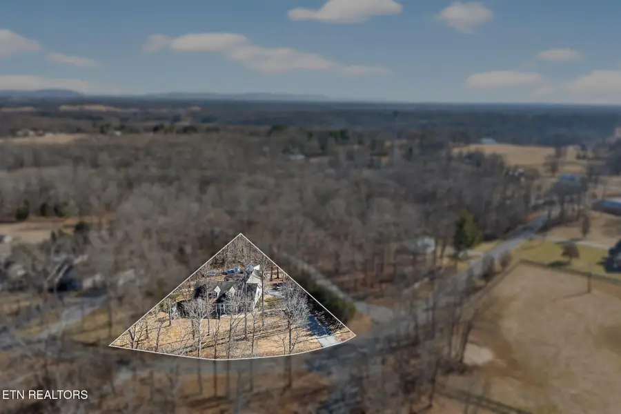 1945 W Creston Rd, Crossville, TN 38571 - #2