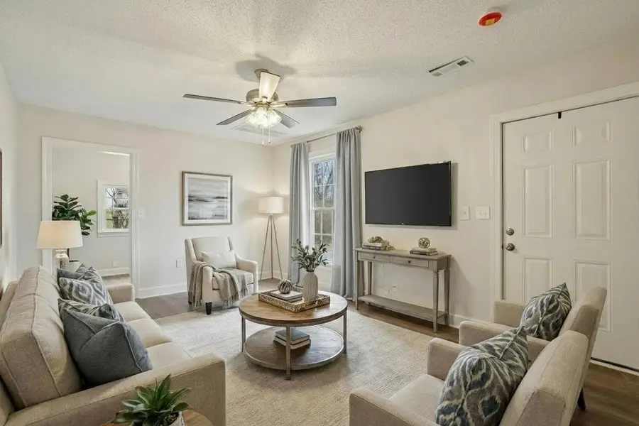 966 Greenwood Ct, Clarksville, TN 37040 - #3