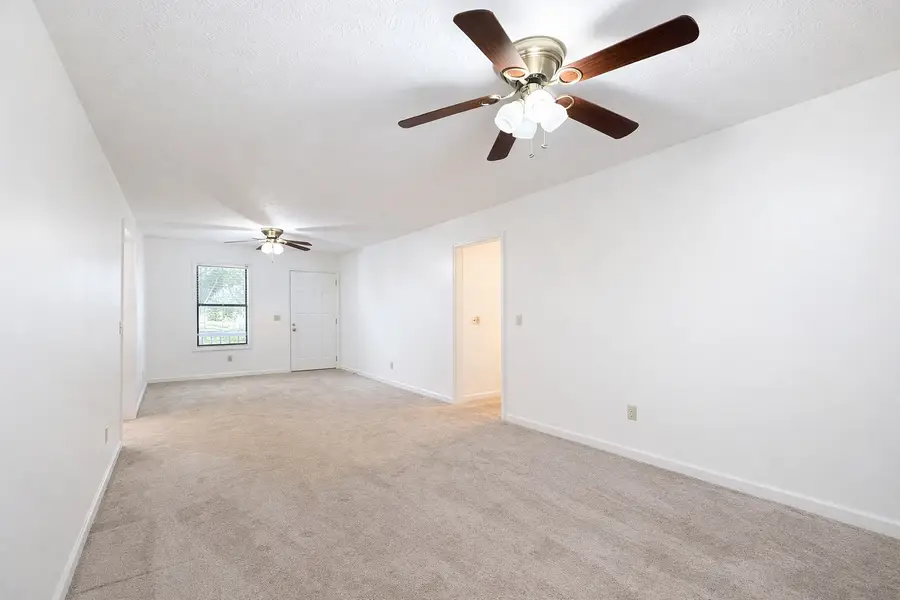 645 Chitwood Dr, Lafayette, TN 37083 - #3