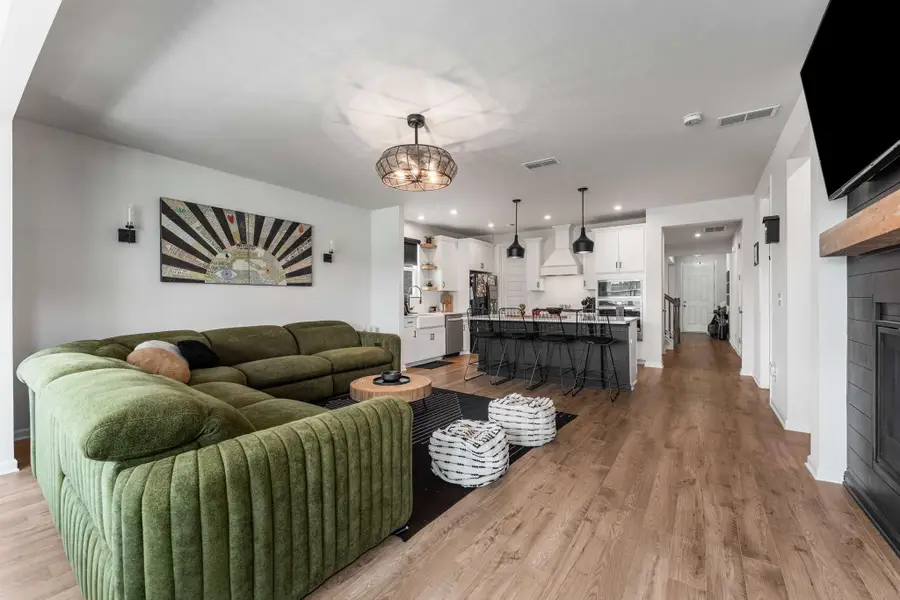 807 Cawthorn Ln, Mount Juliet, TN 37122 - #2