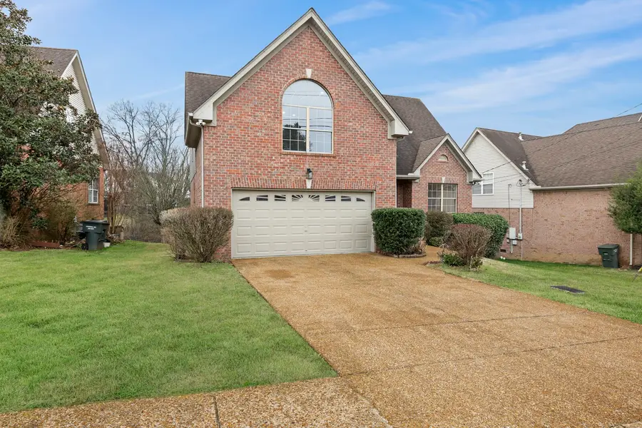 7104 Calderwood Dr, Antioch, TN 37013 - #2