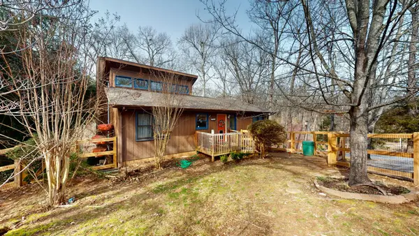 7722 Chester Rd, Fairview, TN 37062