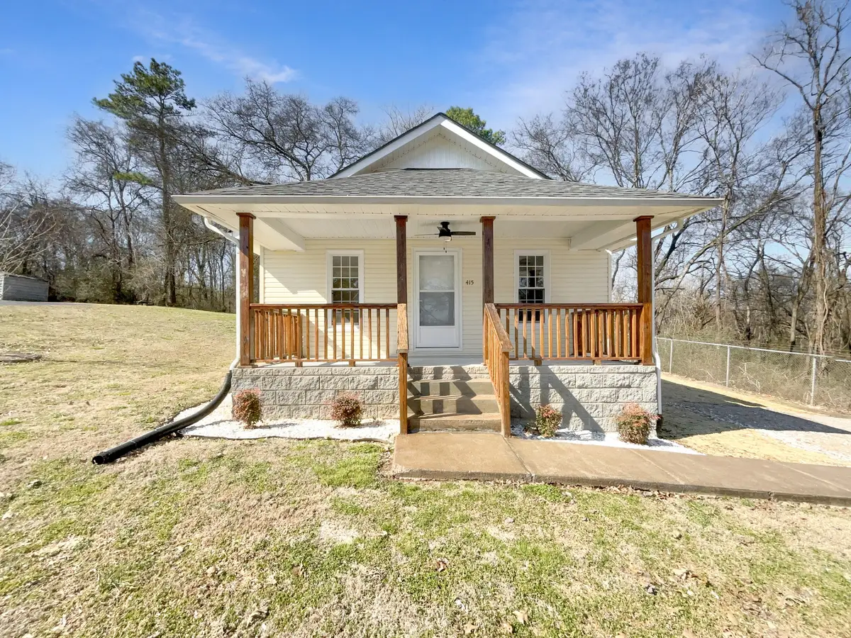 415 Oakview Dr, Columbia, TN 38401 - #1