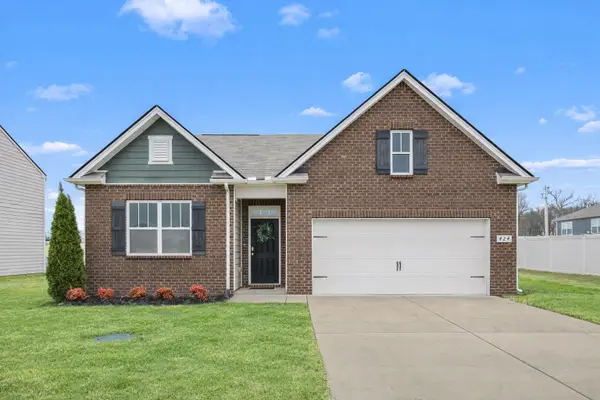 424 Lauren Ln, Chapel Hill, TN 37034