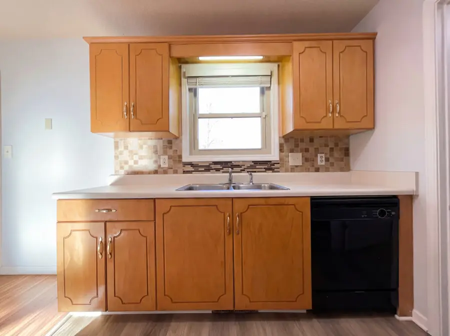 566 Bridgette Dr, Clarksville, TN 37042 - #2