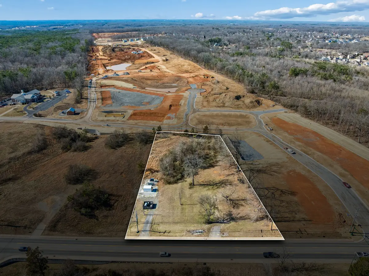 2168 Fairview Blvd, Fairview, TN 37062 - #1