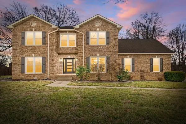 1359 W Rhett Butler Rd, Clarksville, TN 37042