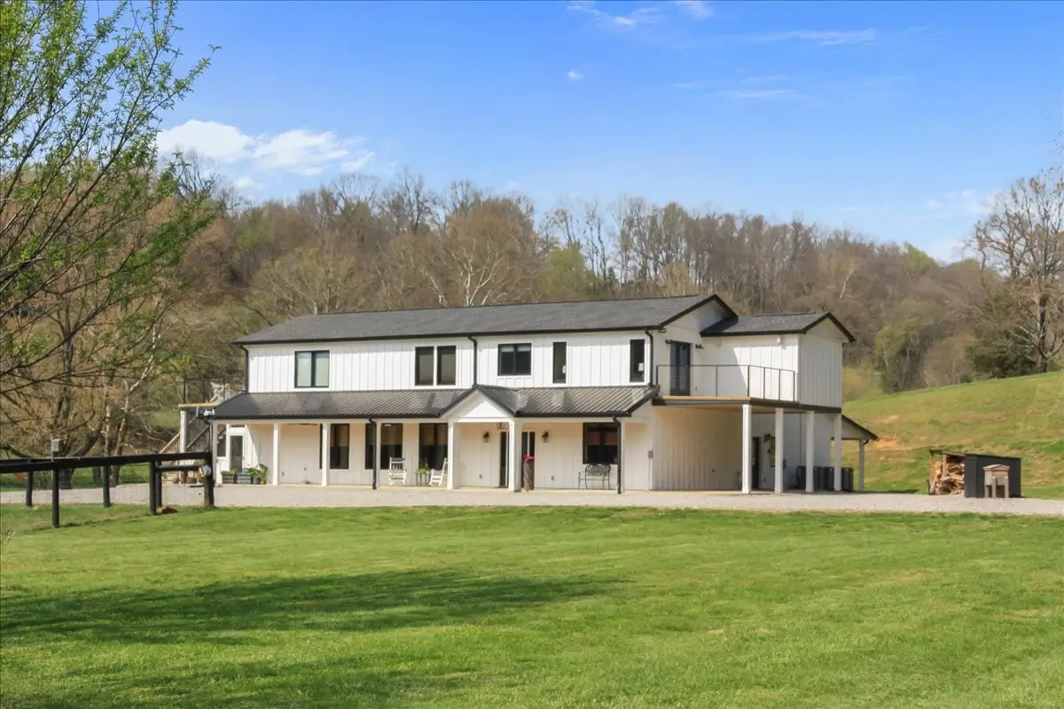 1355 Mitchell Rd, Pulaski, TN 38478 - #1