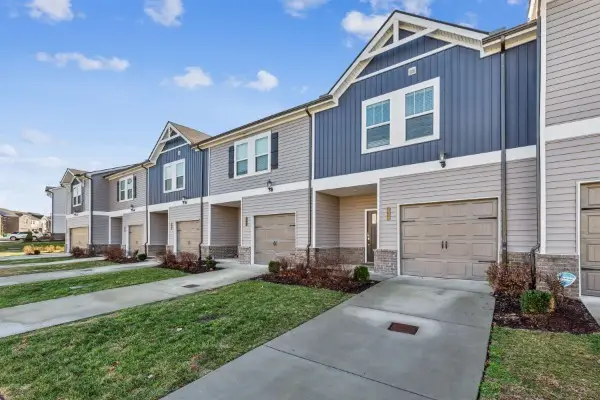 1749 Tahoma Dr, Lebanon, TN 37087