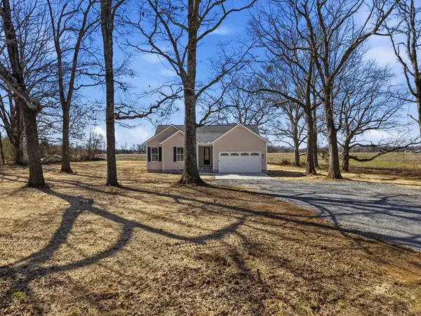 37 Old 64 Hwy, Flintville, TN 37335