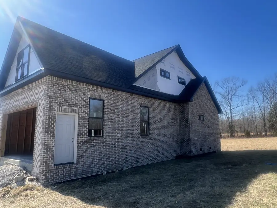 1075 Fawn Dr, Cookeville, TN 38501 - #2