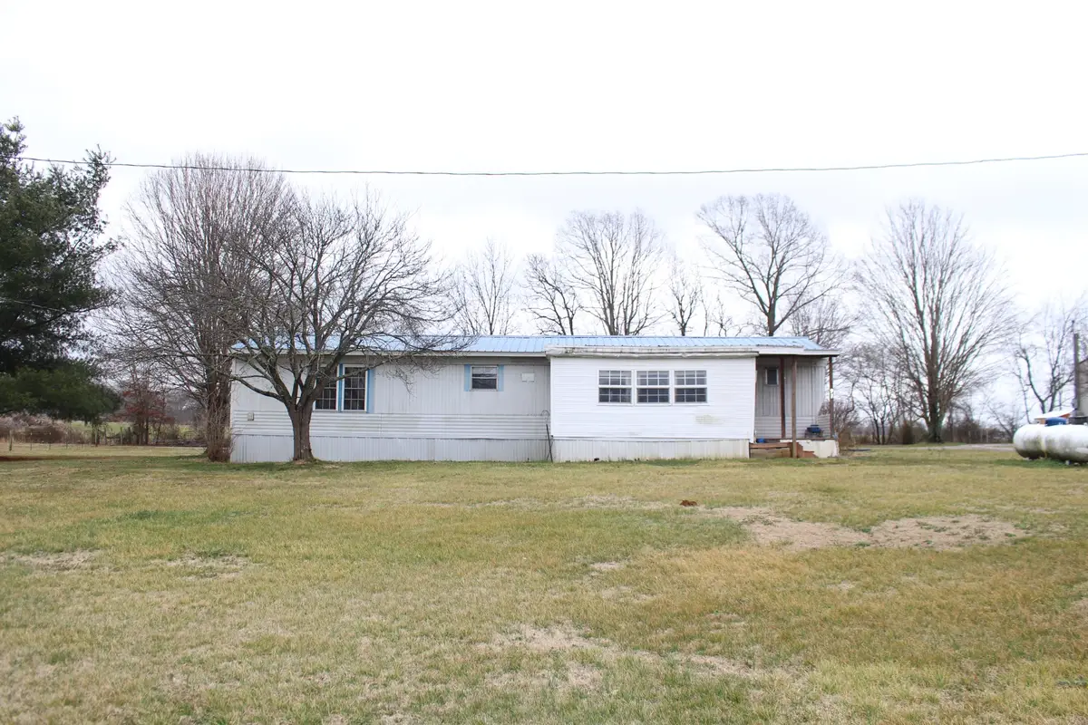 914 Castle St, McMinnville, TN 37110 - #1