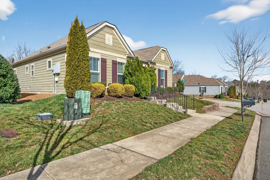 2633 Conti Dr, Columbia, TN 38401 - #3