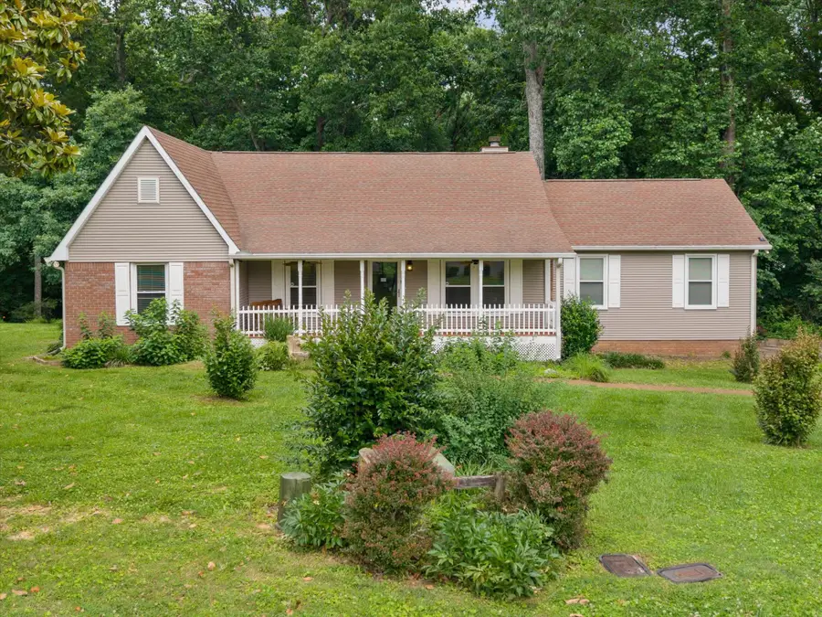 406 Hickory Ct, Goodlettsville, TN 37072 - #2