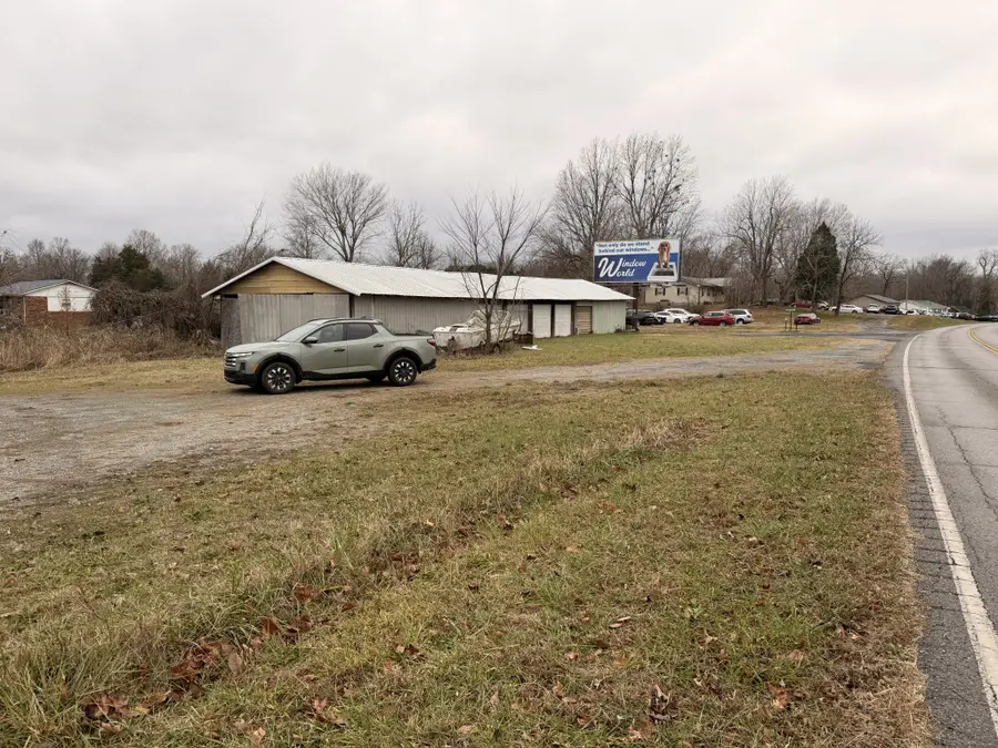 4567 Canton Rd, Cadiz, KY 42211 - #3