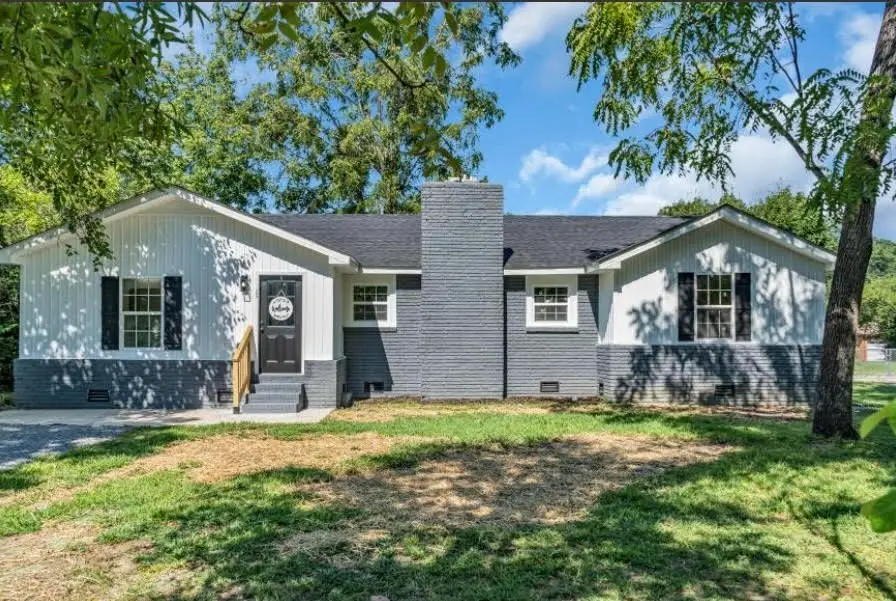 208 Bragg Cir, Tullahoma, TN 37388 - #1