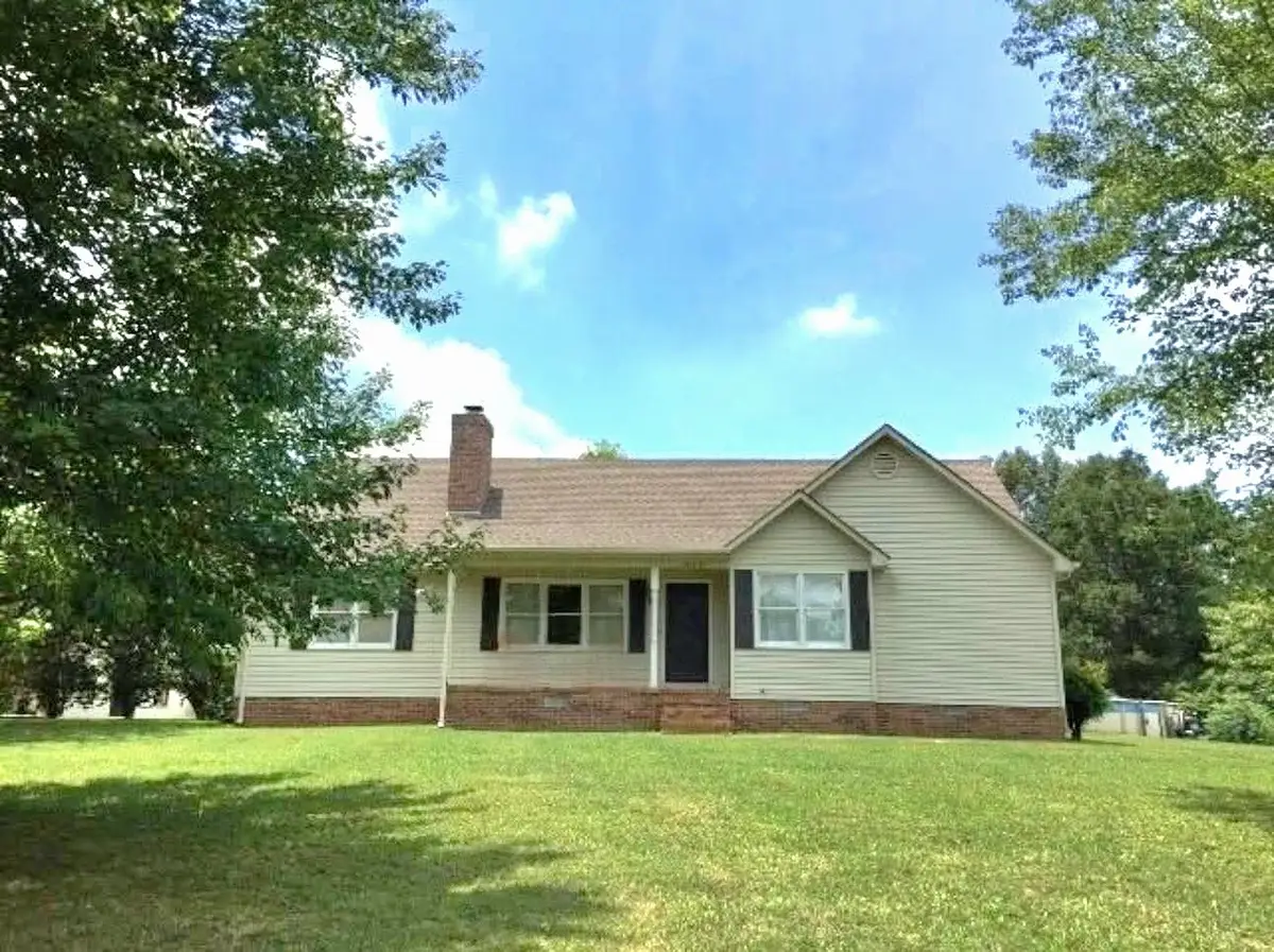 3669 Bluff Springs Rd, McMinnville, TN 37110 - #1