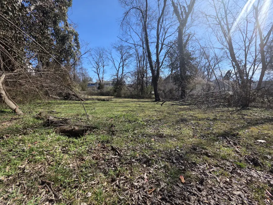 2431 Branch St, Nashville, TN 37216 - #2