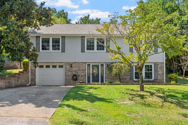 306 Grassland Dr, Clarksville, TN 37043