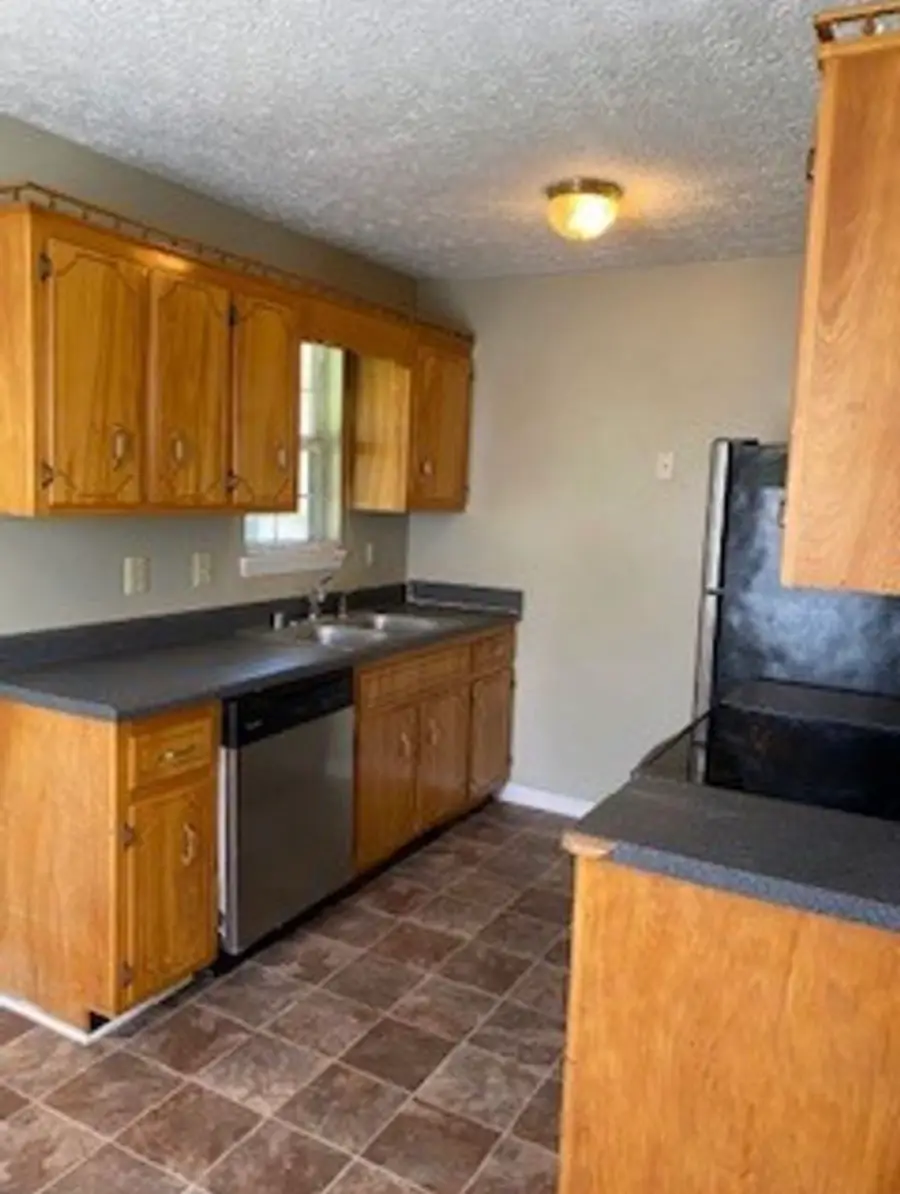 440 Pembroke Oak Grove Rd, Oak Grove, KY 42262 - #3