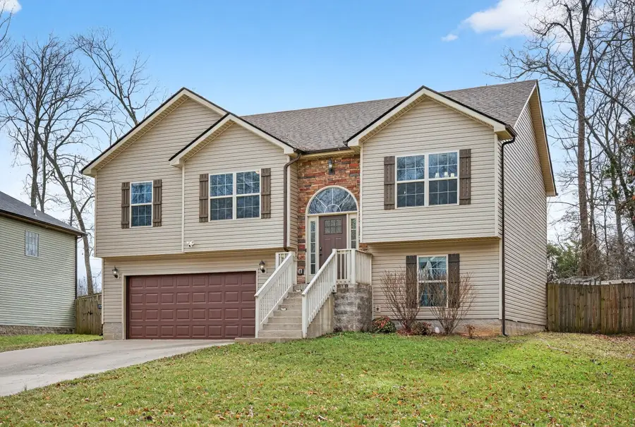 1684 Putnum Dr, Clarksville, TN 37042 - #2