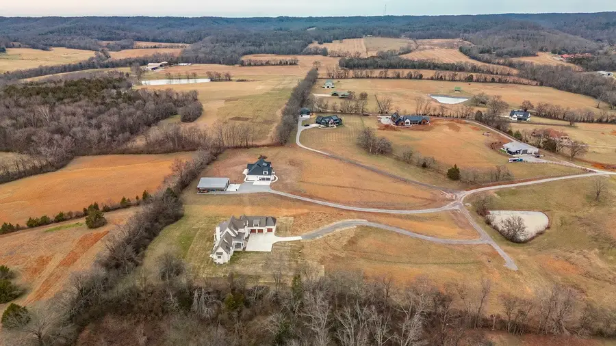 197E Bugg Hollow Rd, Gallatin, TN 37066 - #2