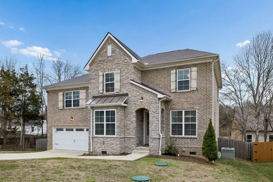 38 Eagles Ct, Mount Juliet, TN 37122 - #2