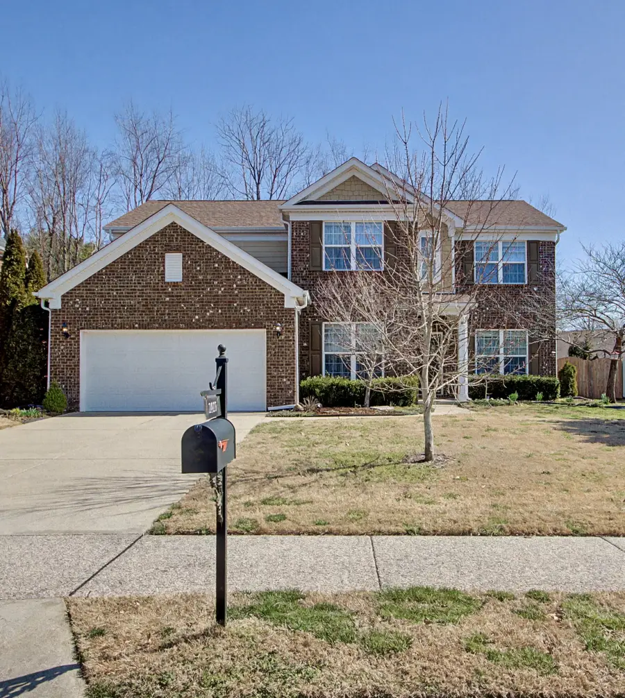 2827 Kaye Dr, Thompsons Station, TN 37179 - #3